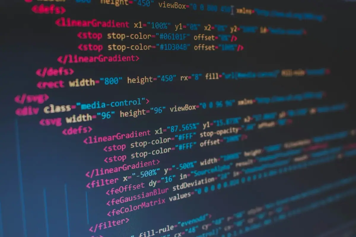 Vibe coding: qué es y cuándo (no) conviene para la web de tu negocio